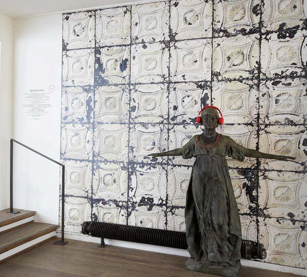 Tapete Brooklyn Tins 01 Elfenbein 6 Tapete Brooklyn Tins 01 Elfenbein – Bild 4